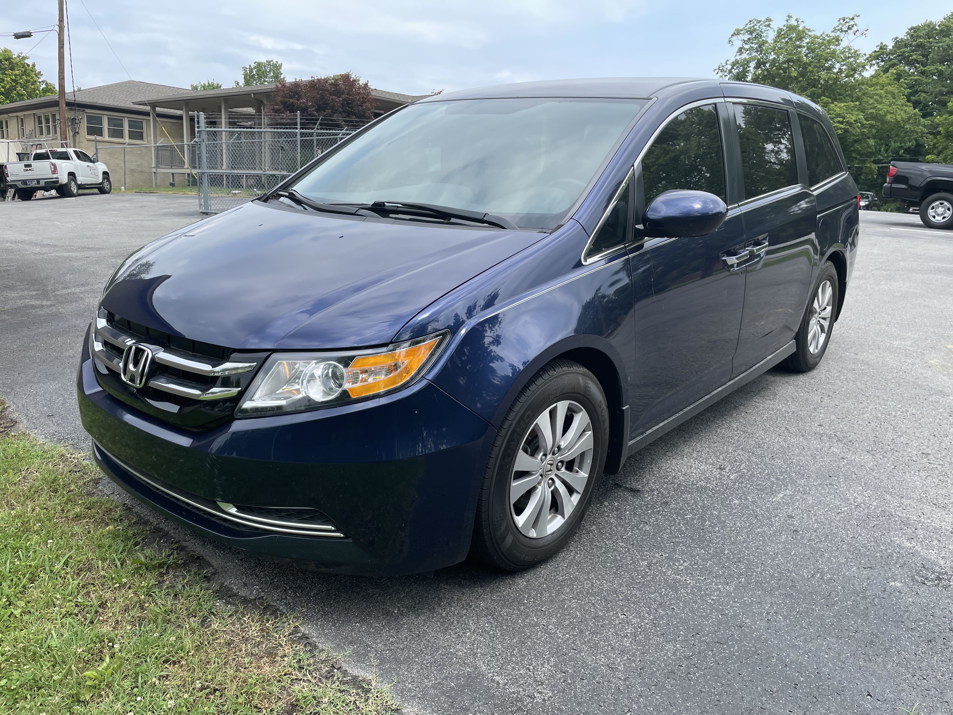 2015 Honda Odyssey Ex vin: 5FNRL5H44FB096518