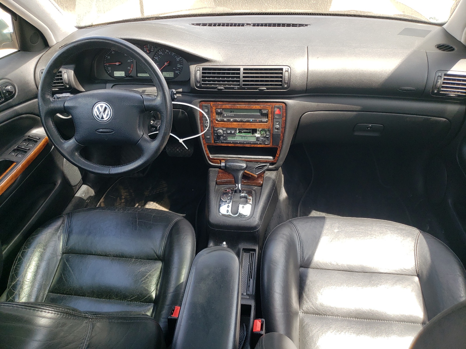 WVWPD63B6XE465446 1999 Volkswagen Passat Glx