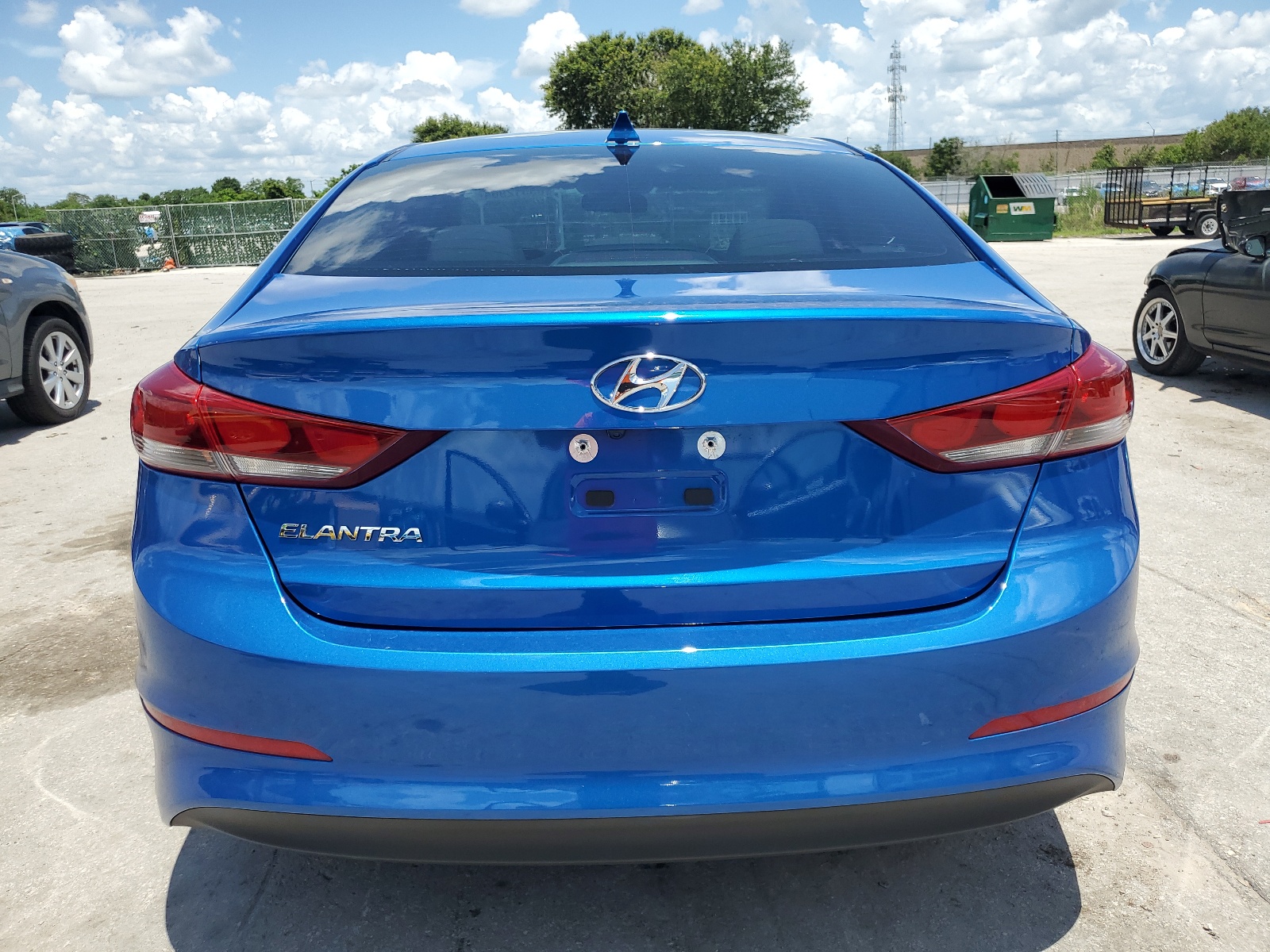 2018 Hyundai Elantra Sel vin: KMHD84LF3JU612202