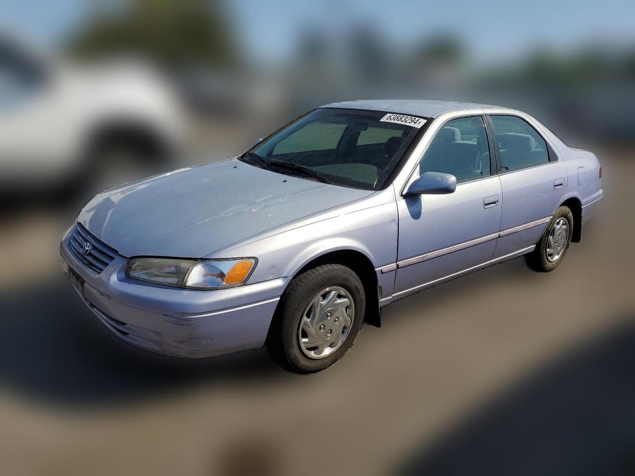 1997 Toyota Camry Le VIN: JT2BG22K2V0055709 Lot: 63883294