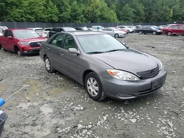 2004 Toyota Camry Le VIN: 4T1BE32K64U914824 Lot: 64672024