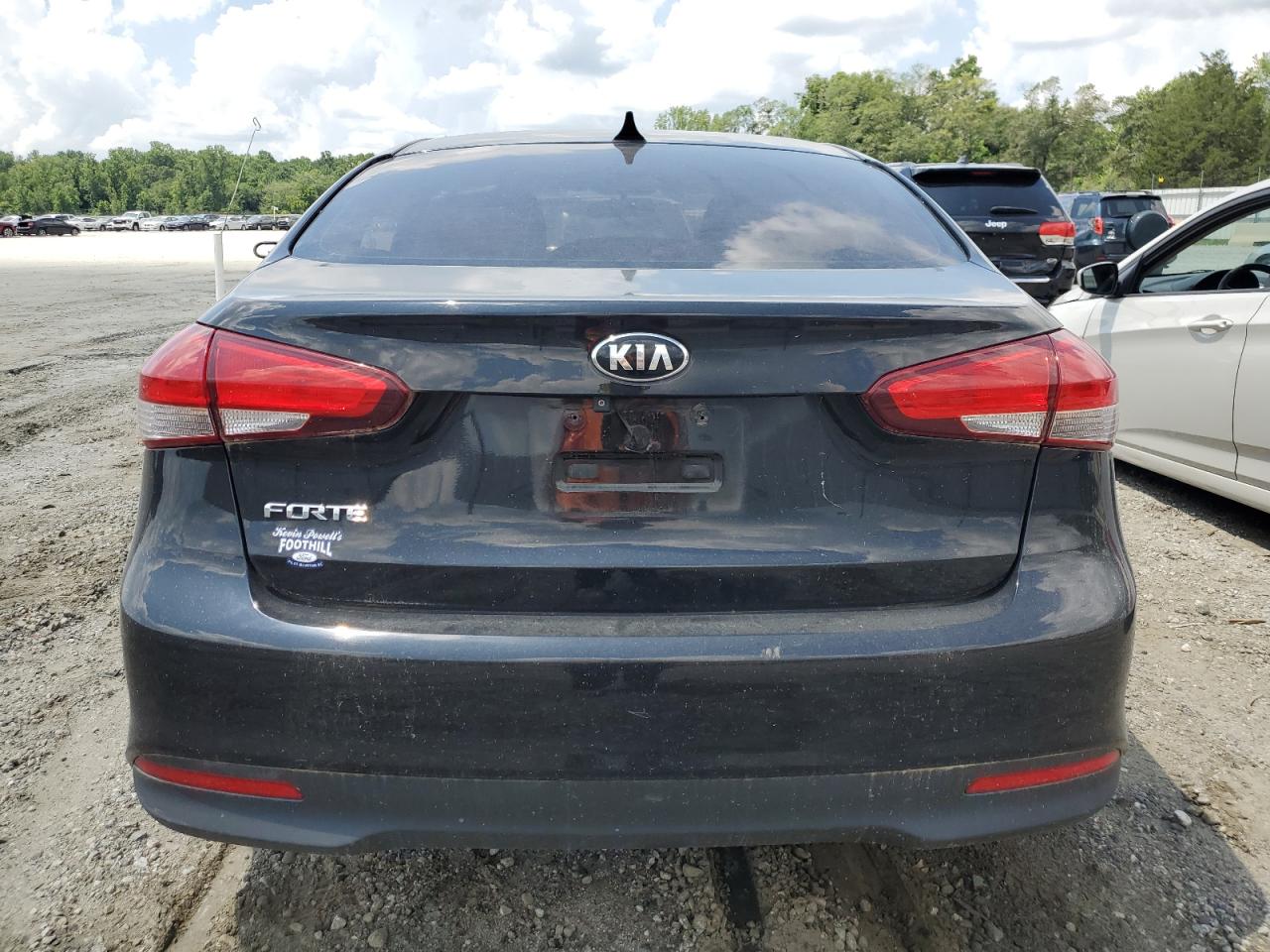 2017 Kia Forte - Image 6