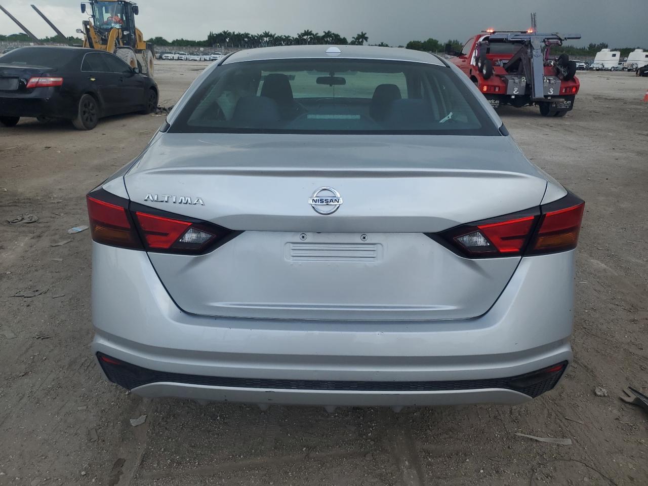 2020 Nissan Altima S VIN: 1N4BL4BV8LC242012 Lot: 64546744