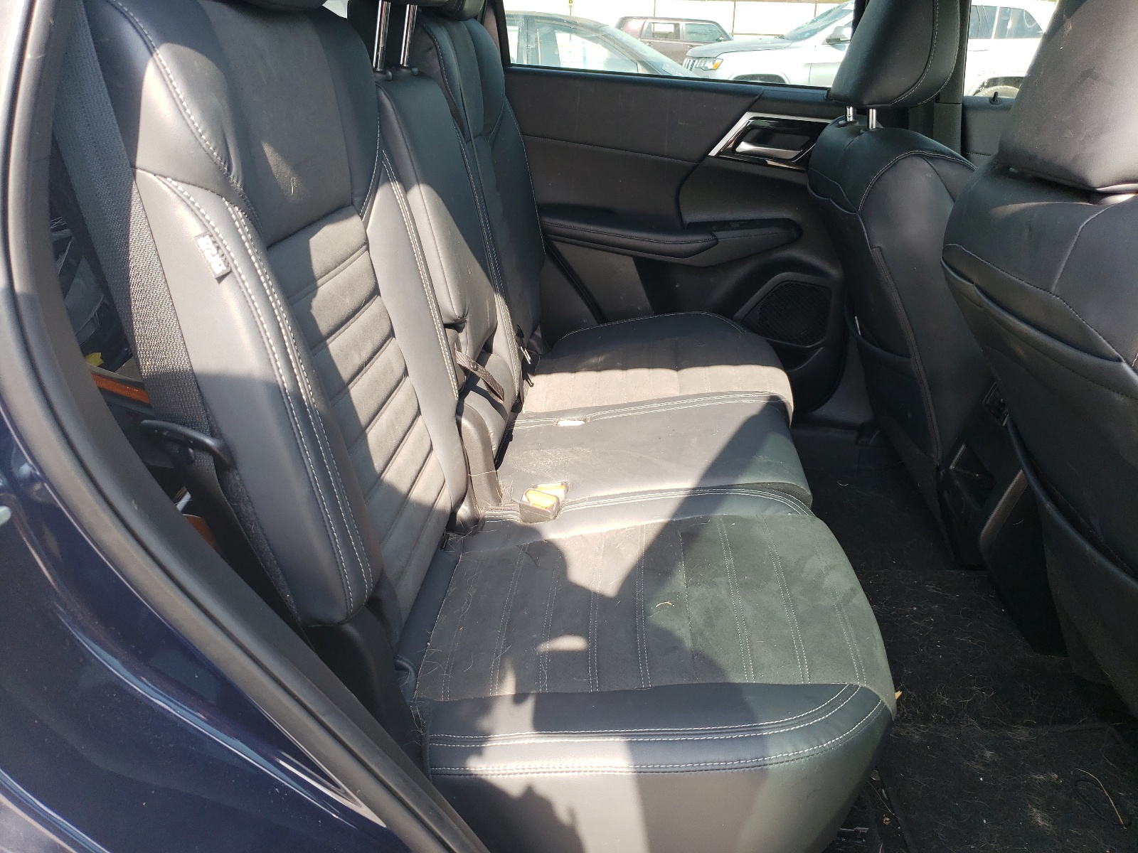 JA4J4UA81NZ091250 2022 Mitsubishi Outlander Se