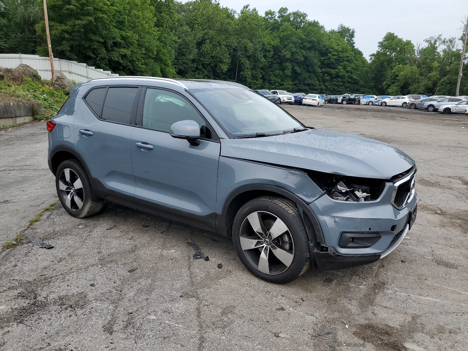 YV4162UK6M2403689 2021 Volvo Xc40 T5 Momentum