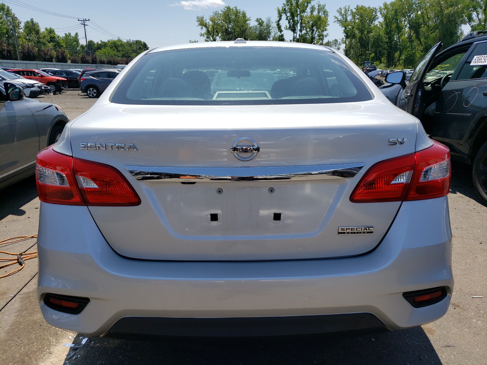 3N1AB7AP8KY379733 2019 Nissan Sentra S