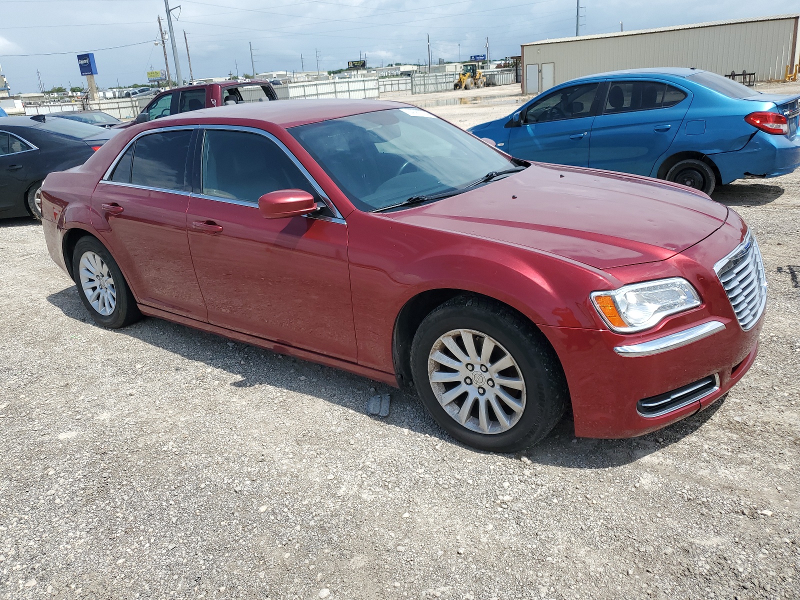 2014 Chrysler 300 vin: 2C3CCAAG5EH104710