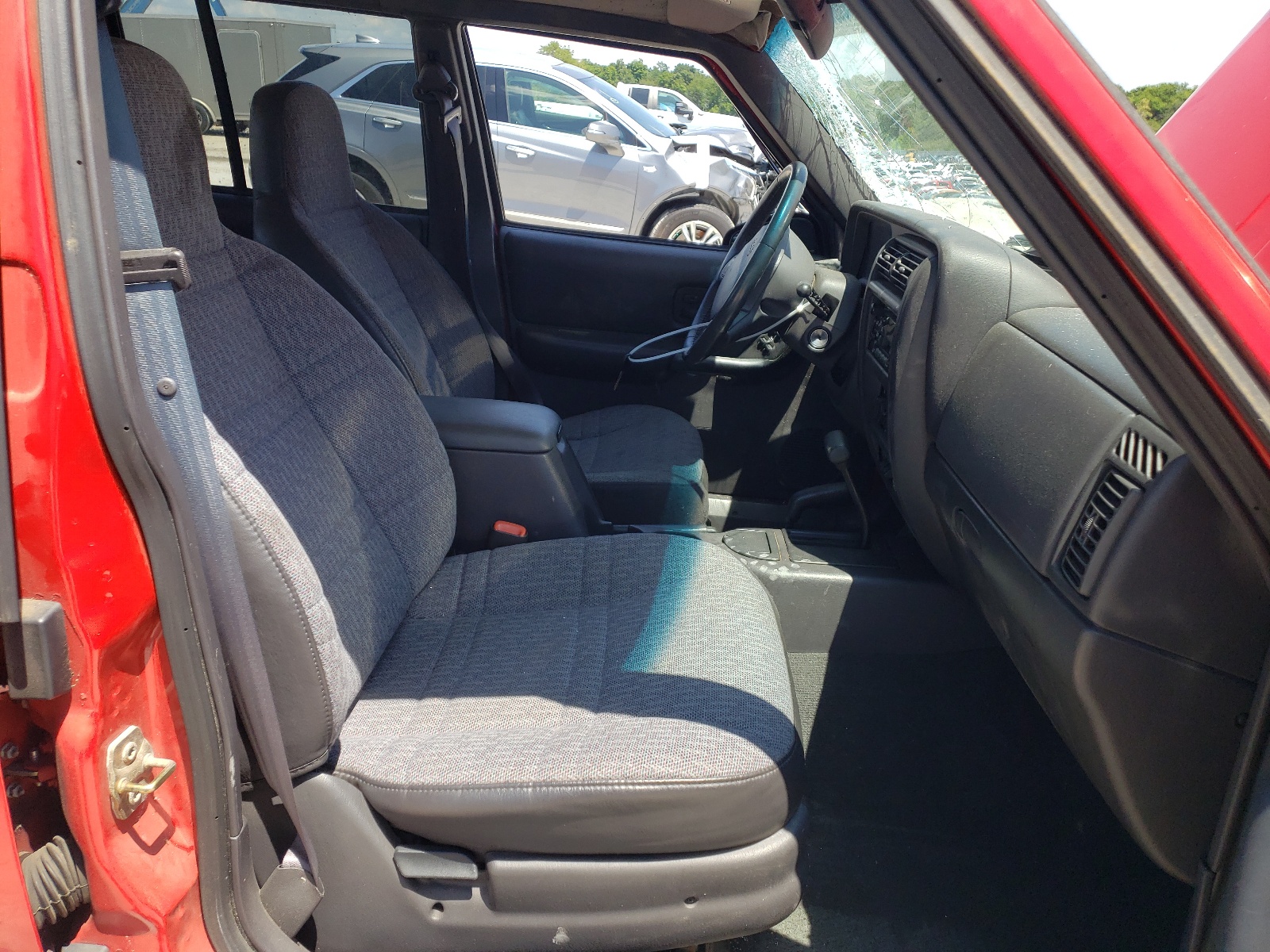 1J4FF48S71L534418 2001 Jeep Cherokee Sport