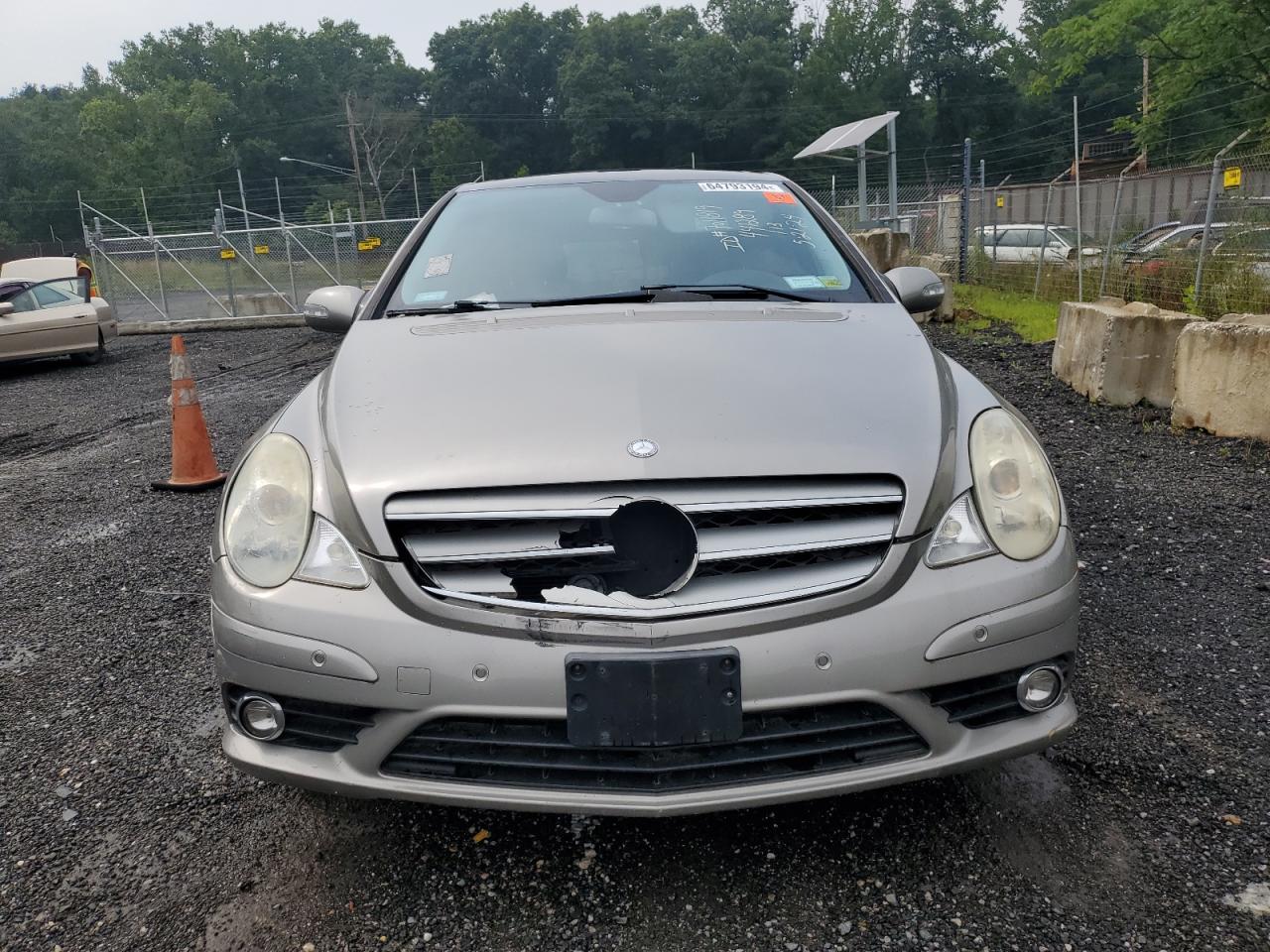 2008 Mercedes-Benz R 350 VIN: 4JGCB65E58A076412 Lot: 64793194