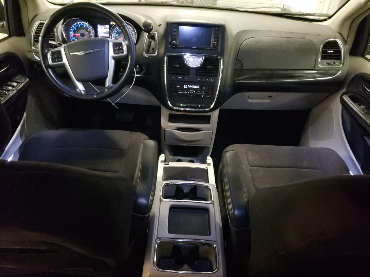 2011 Chrysler Town & Country Touring VIN: 2A4RR5DG2BR677040 Lot: 62966954