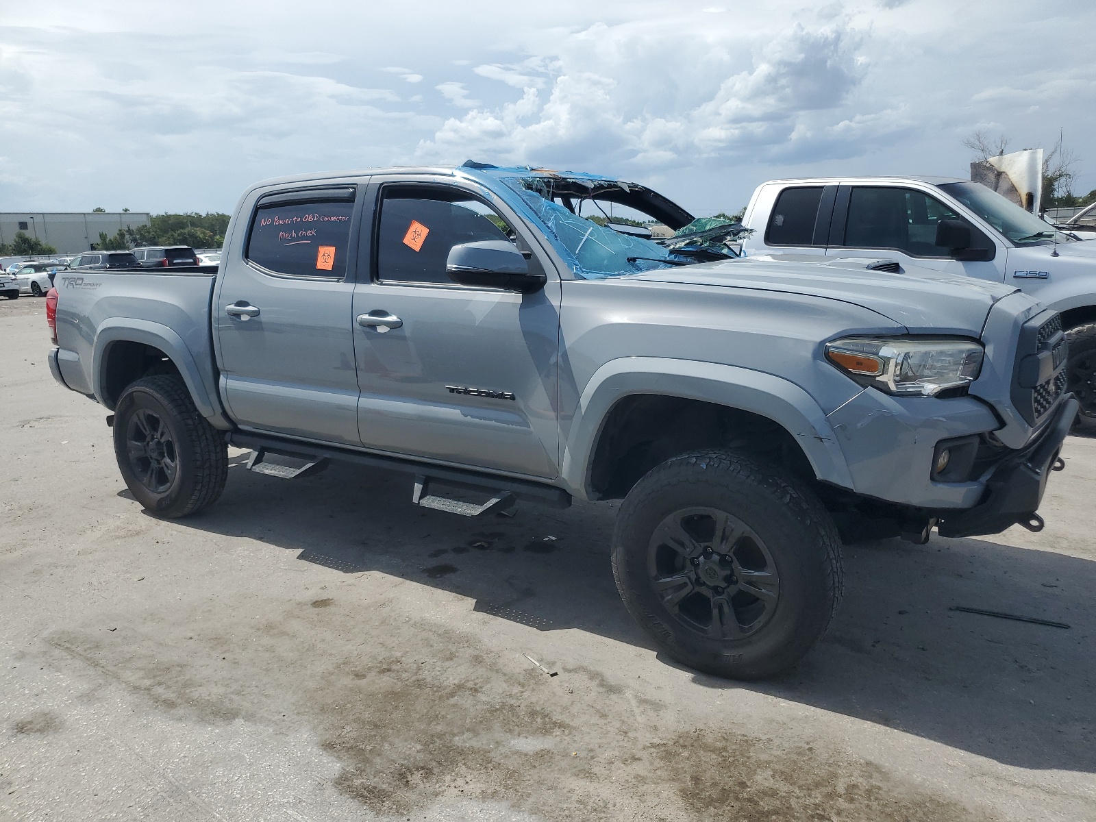 2019 Toyota Tacoma Double Cab vin: 5TFAZ5CN3KX079737