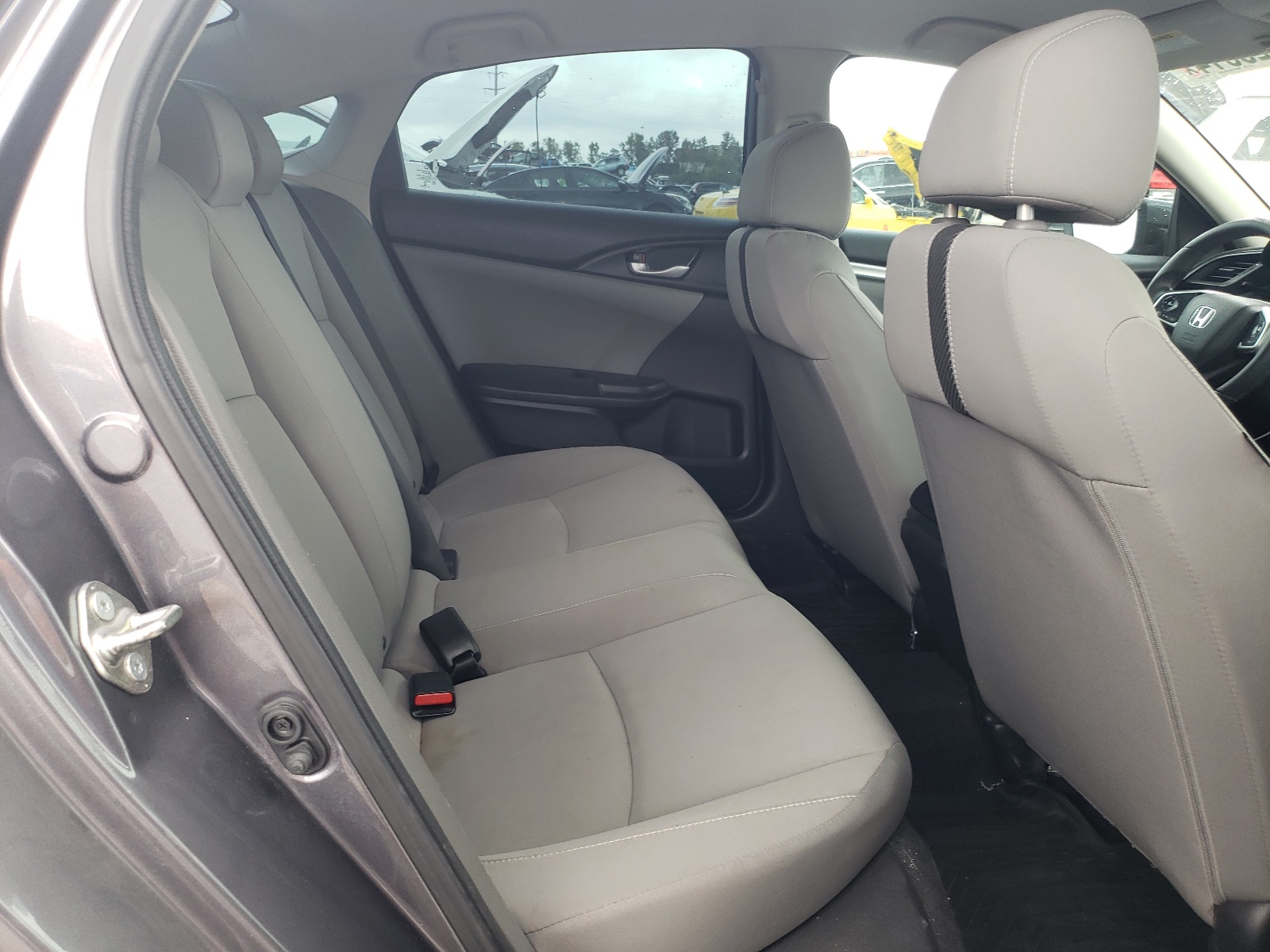 19XFC2F59JE016965 2018 Honda Civic Lx