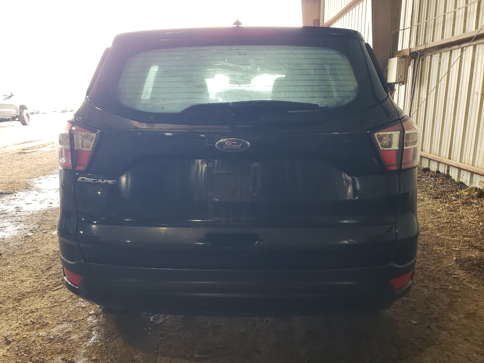 1FMCU0F72JUA71566 2018 Ford Escape S