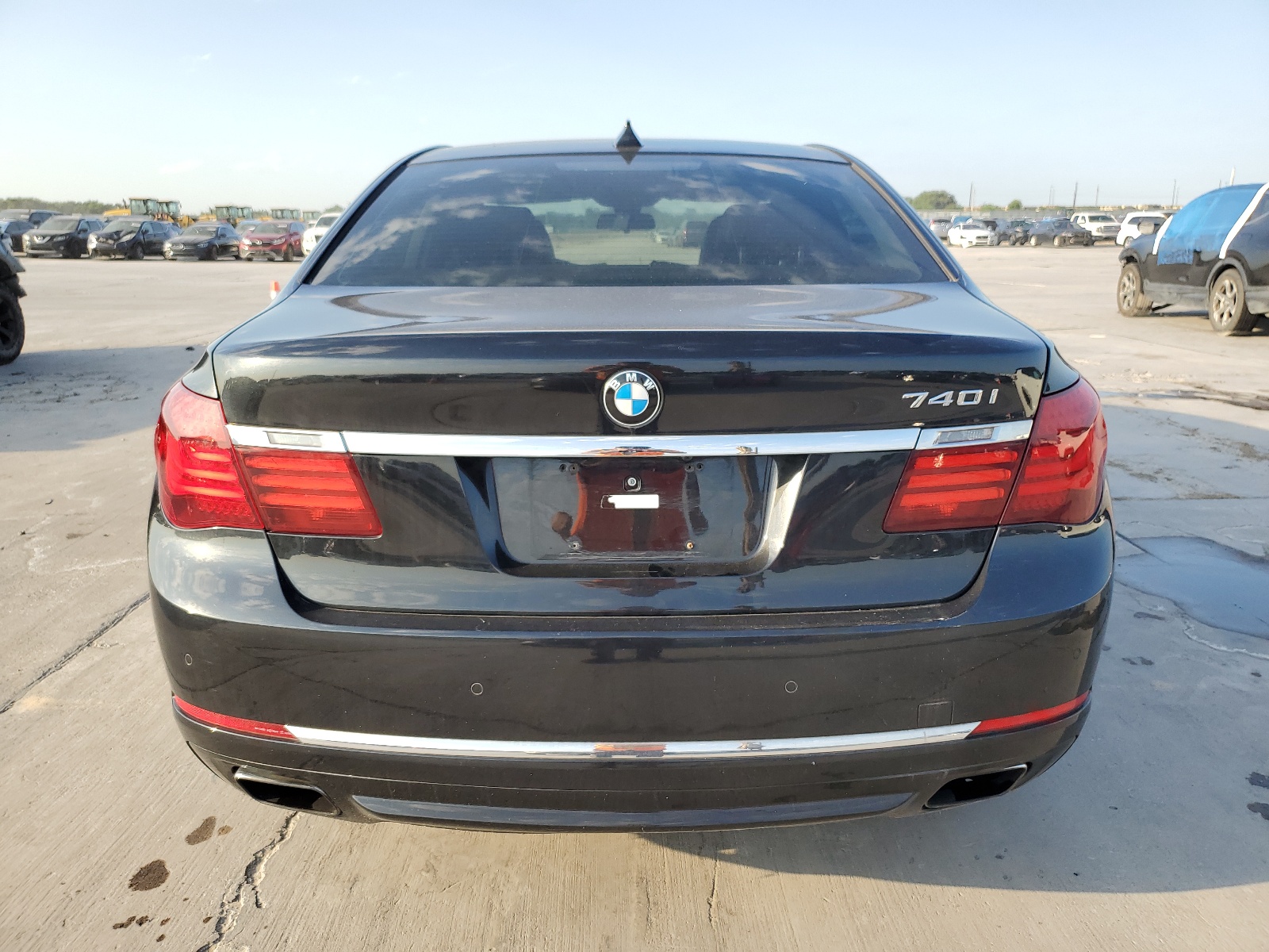 2013 BMW 740 I vin: WBAYA6C51DC995075