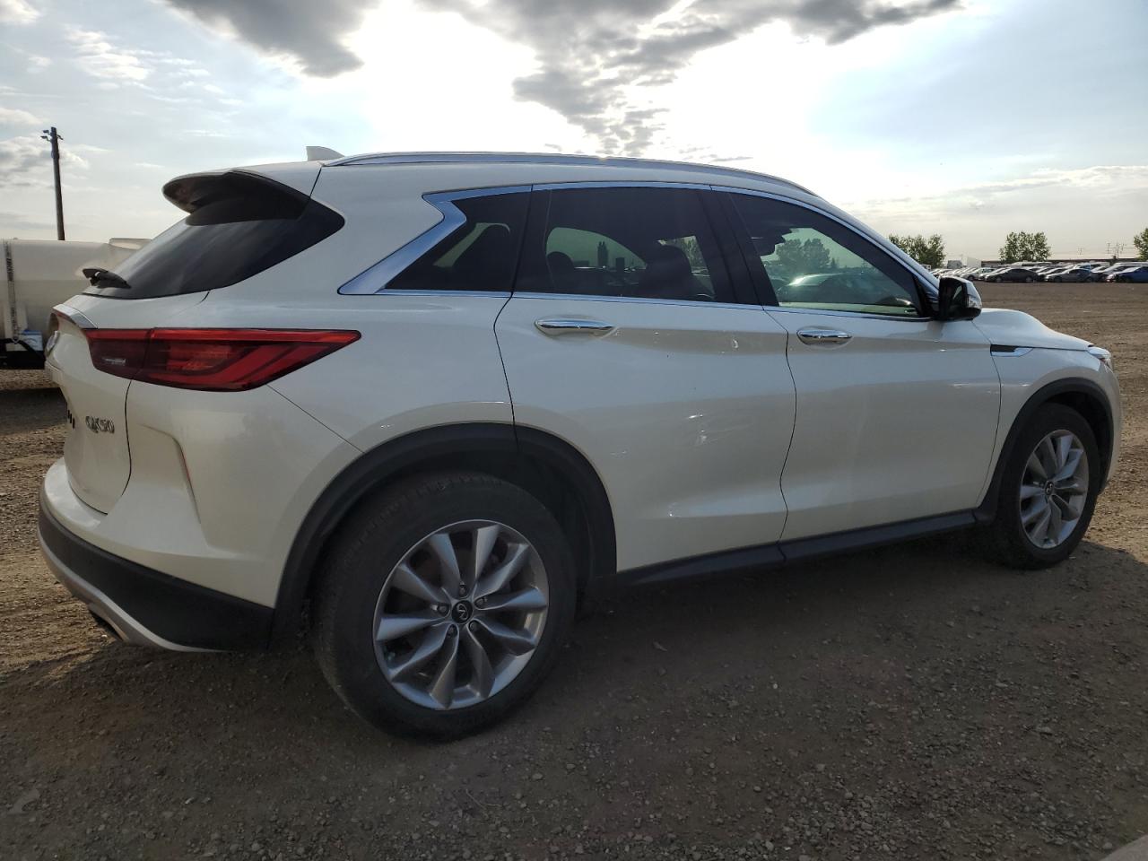 2021 Infiniti QX50 - Image 3