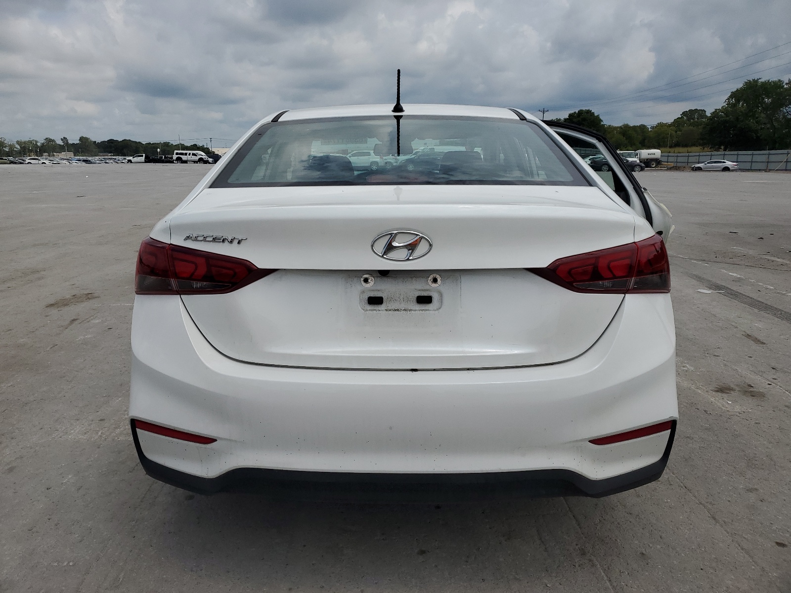 3KPC24A63ME137366 2021 Hyundai Accent Se