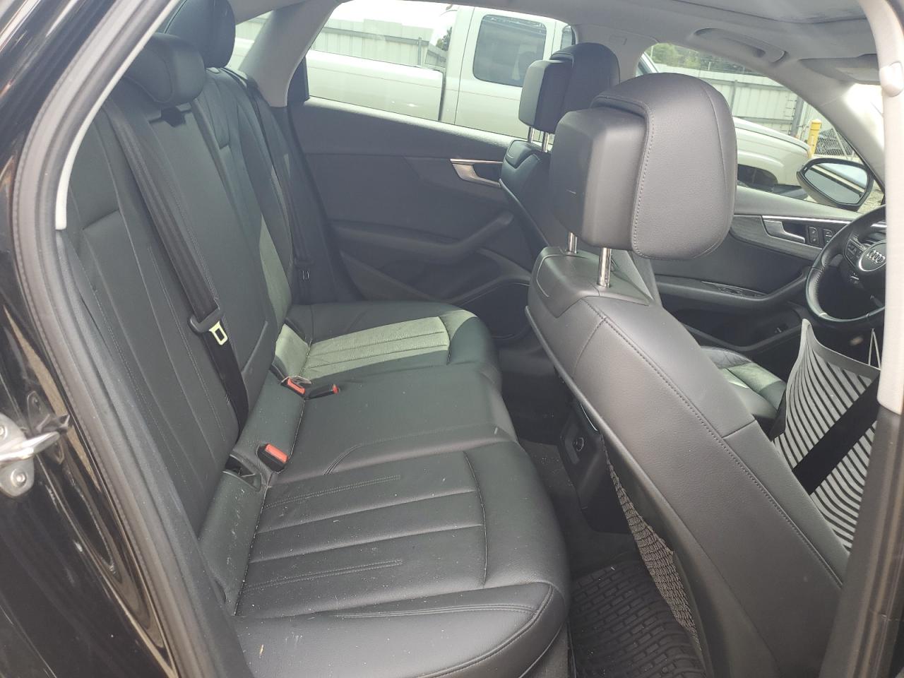 2017 Audi A4 Premium VIN: WAUDNAF45HN045479 Lot: 63766704