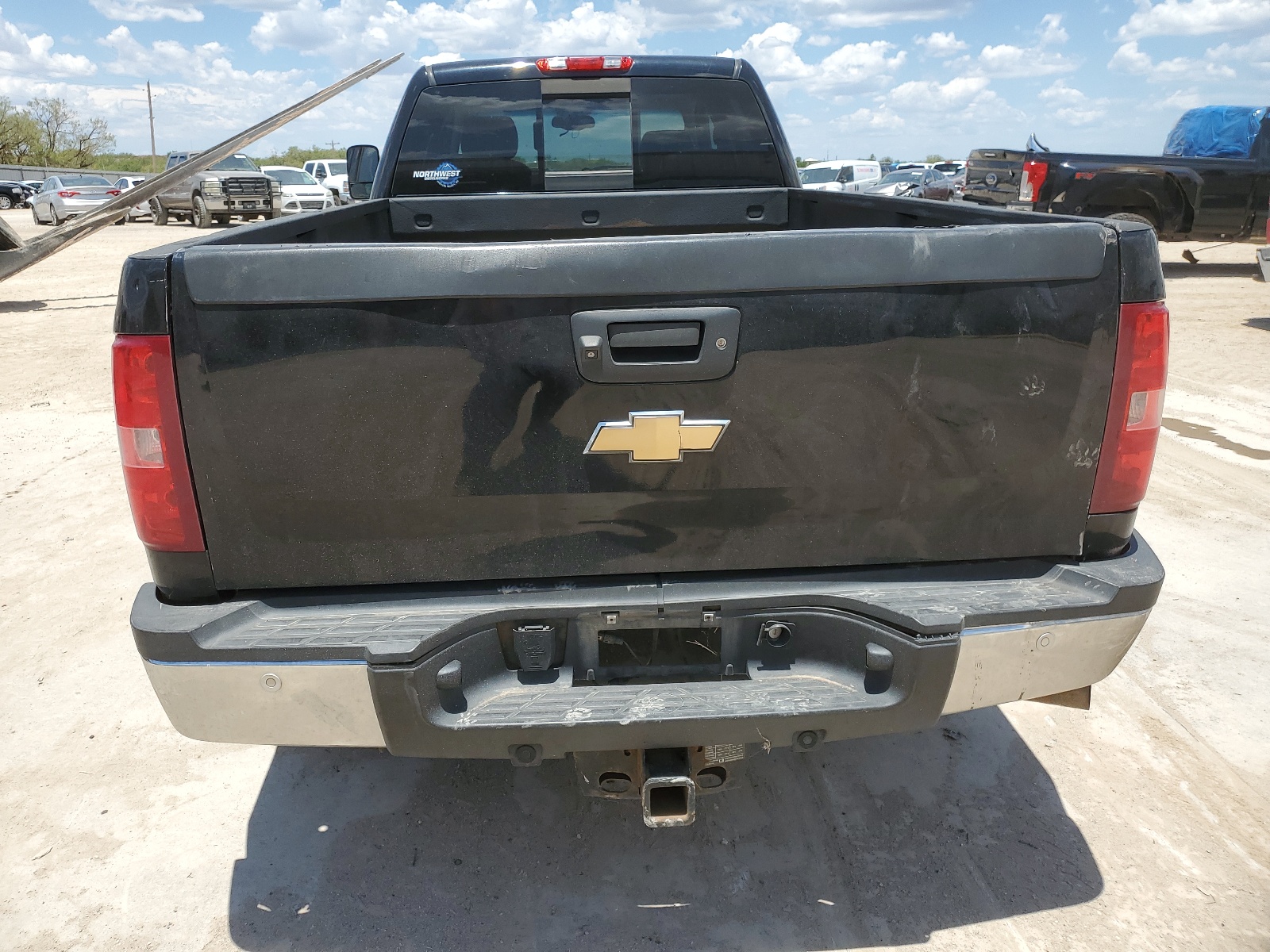1GC1KYC83BF111768 2011 Chevrolet Silverado K2500 Heavy Duty Ltz