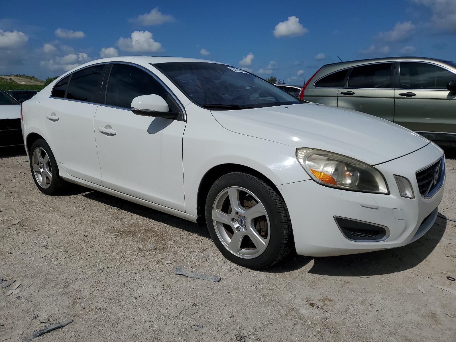 2013 Volvo S60 T5 vin: YV1612FS2D2208459