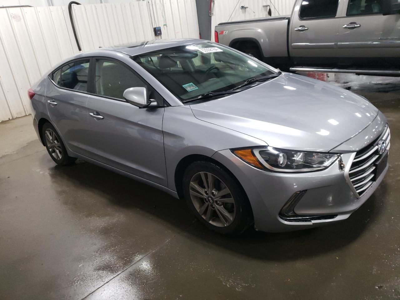 2017 Hyundai Elantra - Image 4