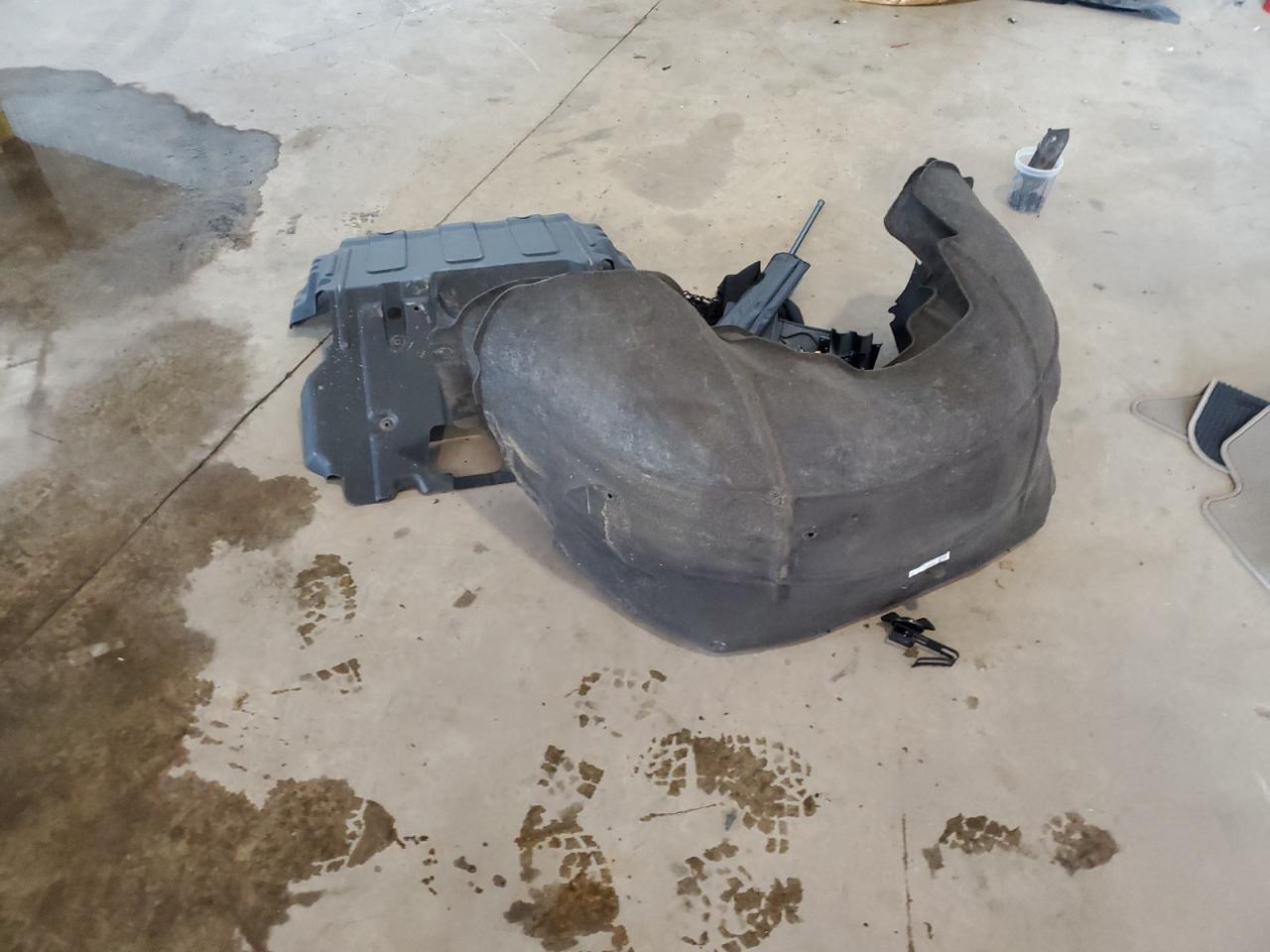 2017 Chevrolet Tahoe K1500 Lt VIN: 1GNSKBKC1HR332503 Lot: 63648924