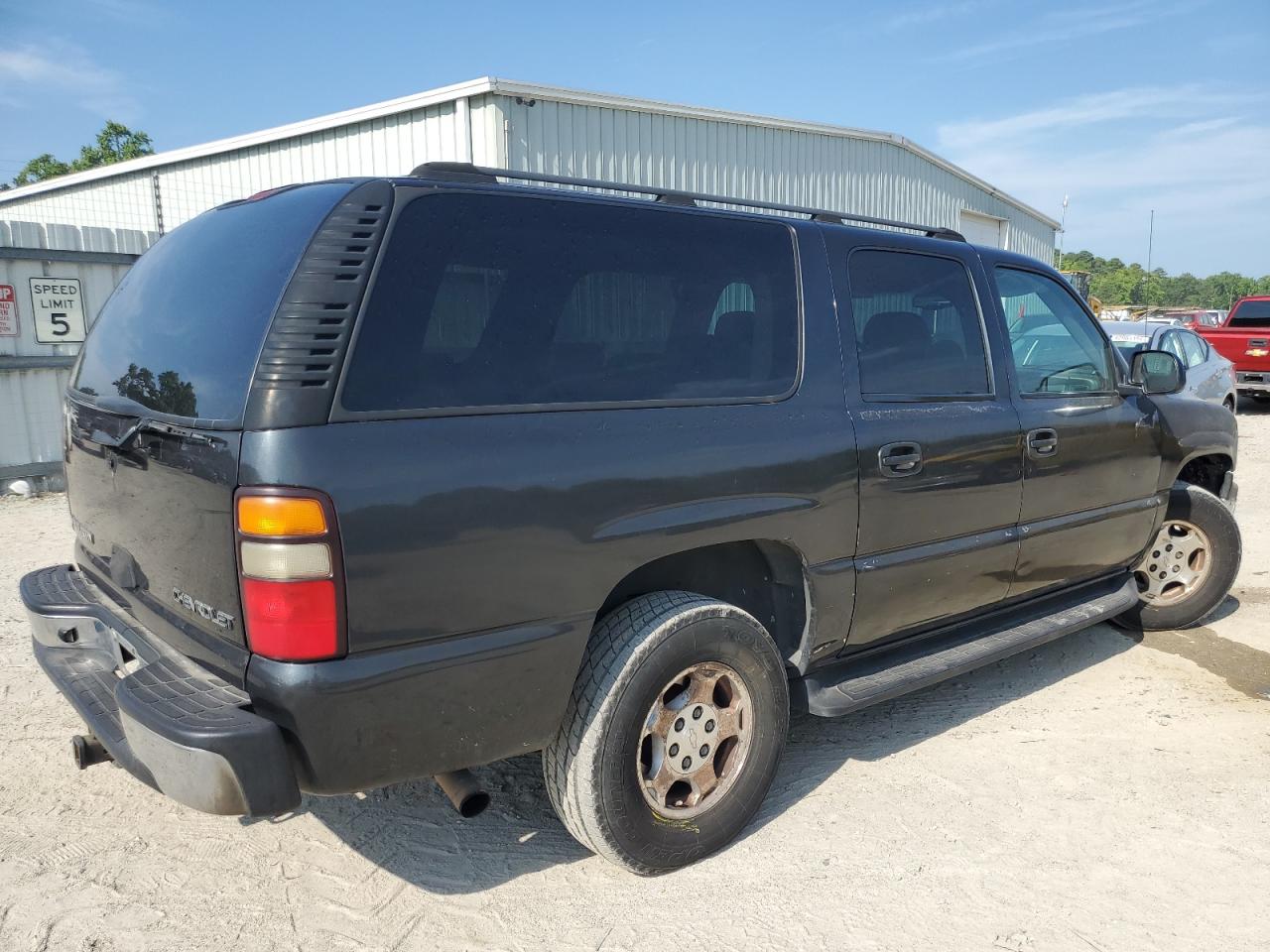 2004 Chevrolet Suburban K1500 VIN: 3GNFK16Z74G229610 Lot: 61707704