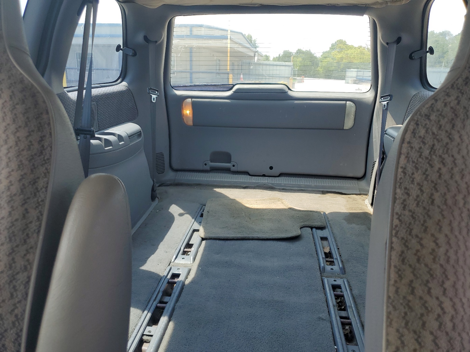 2B4GP45G3XR346998 1999 Dodge Caravan Se