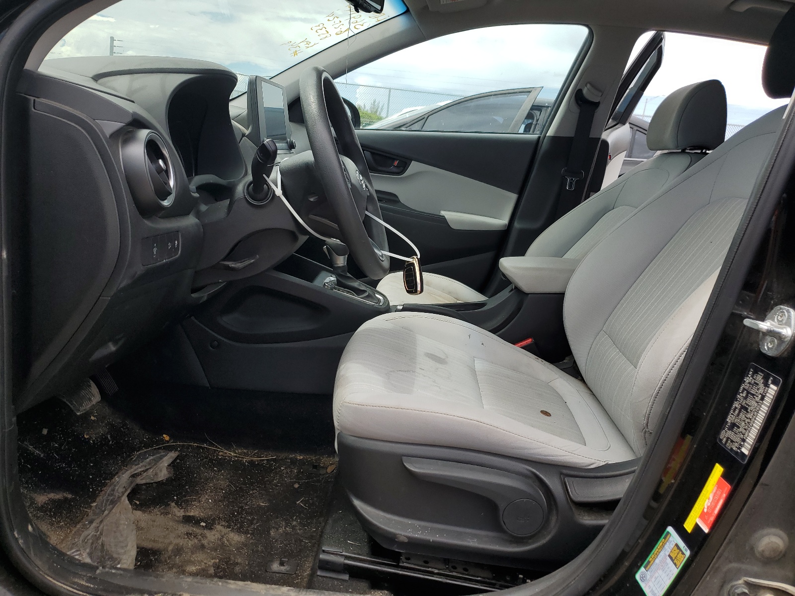 KM8K62AB8NU878533 2022 Hyundai Kona Sel