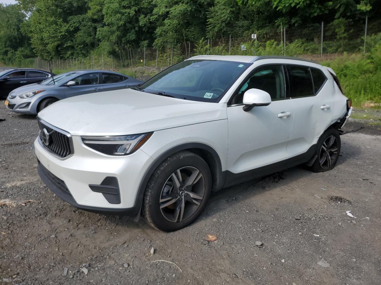 2024 Volvo Xc40 Core VIN: YV4L12UK0R2238897 Lot: 64060134