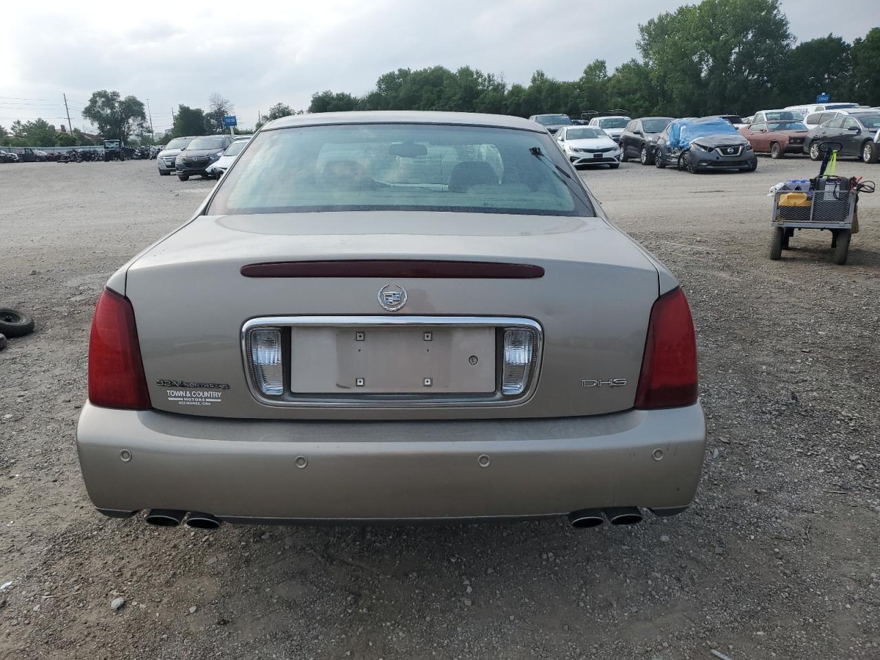 2002 Cadillac Deville Dhs VIN: 1G6KE57Y22U123090 Lot: 64506954