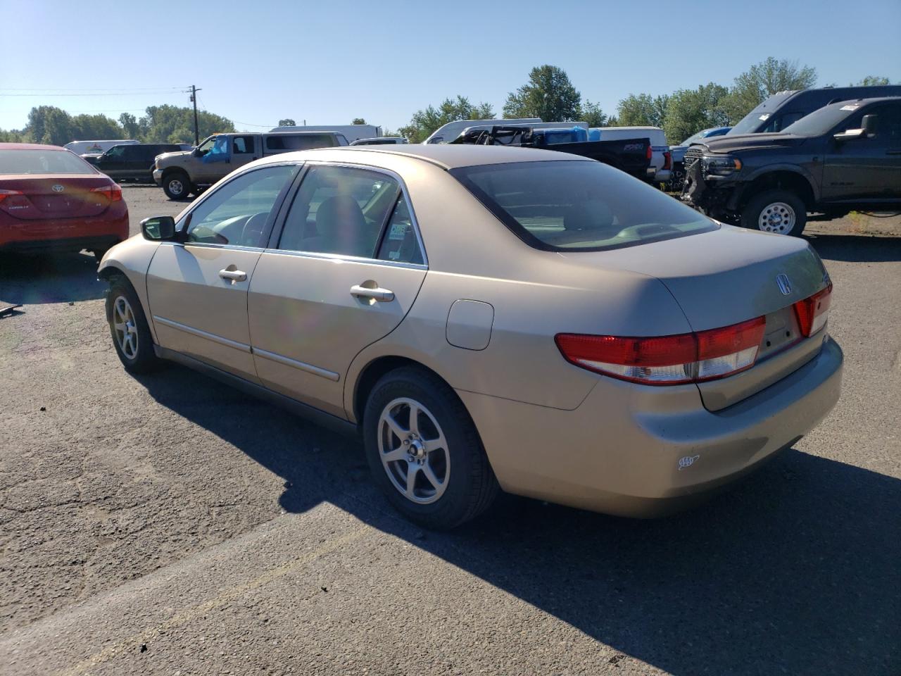 2004 Honda Accord - Image 2