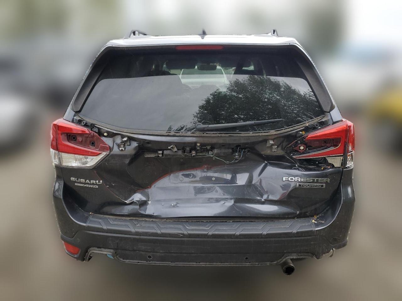 2019 Subaru Forester Touring VIN: JF2SKAWC8KH437471 Lot: 64666734