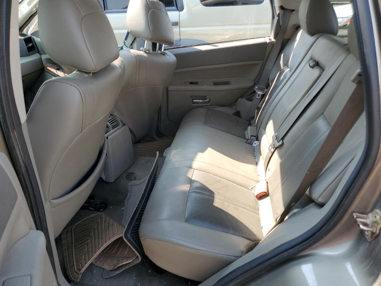 2006 Jeep Grand Cherokee Limited VIN: 1J4HR58296C298951 Lot: 65169994