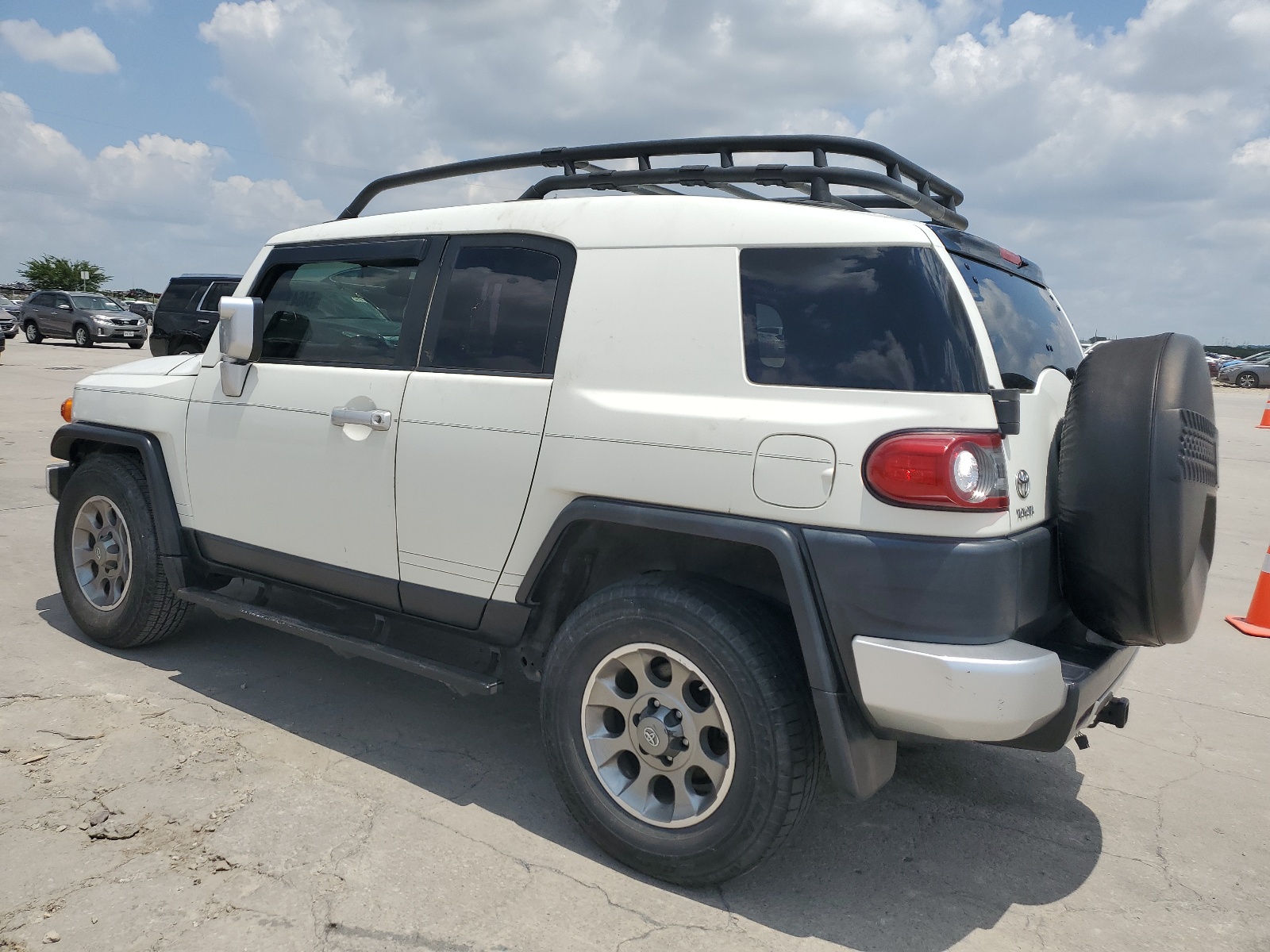 2012 Toyota Fj Cruiser vin: JTEZU4BF2CK012322