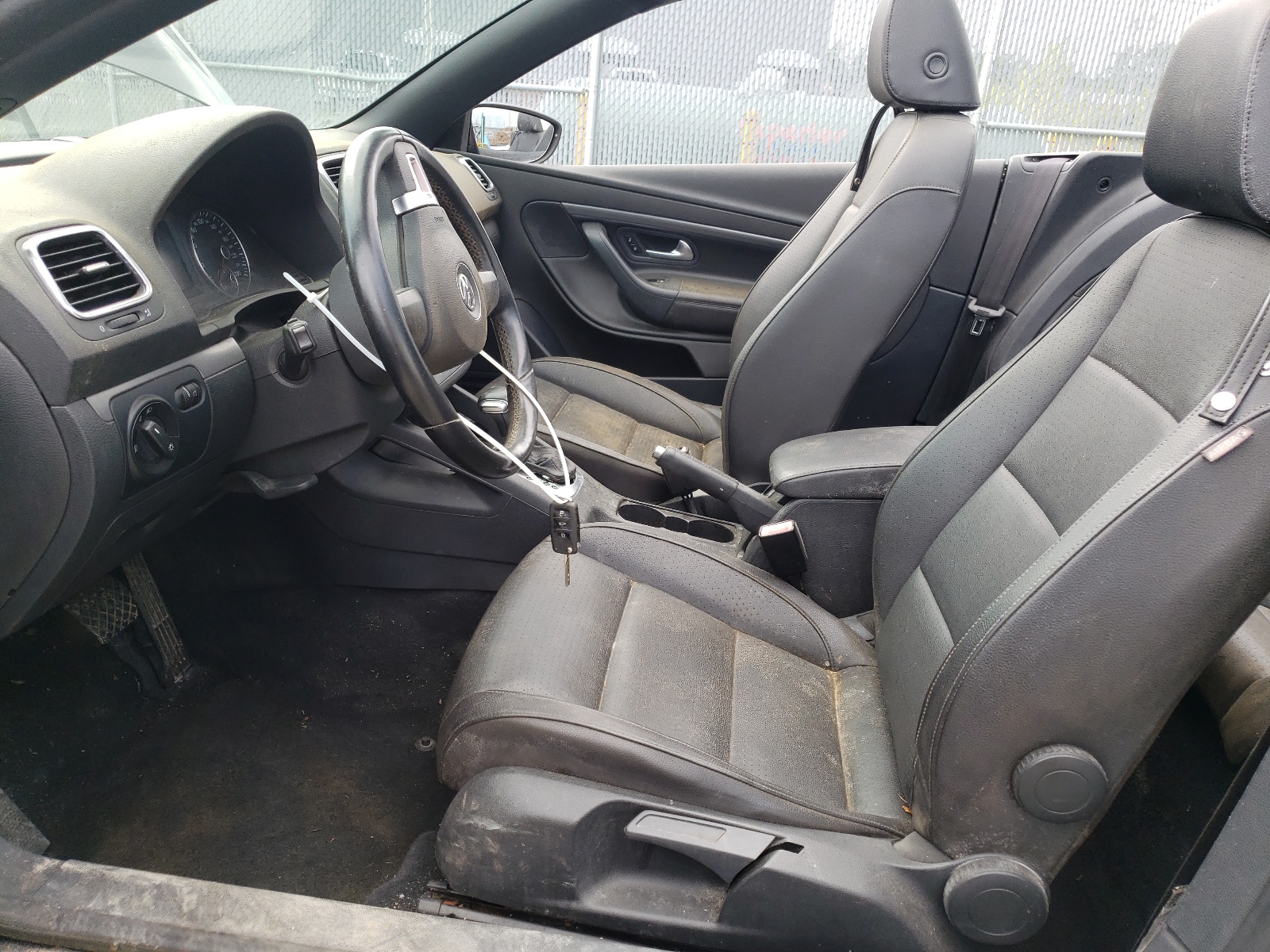 WVWBA7AH2AV014781 2010 Volkswagen Eos Turbo