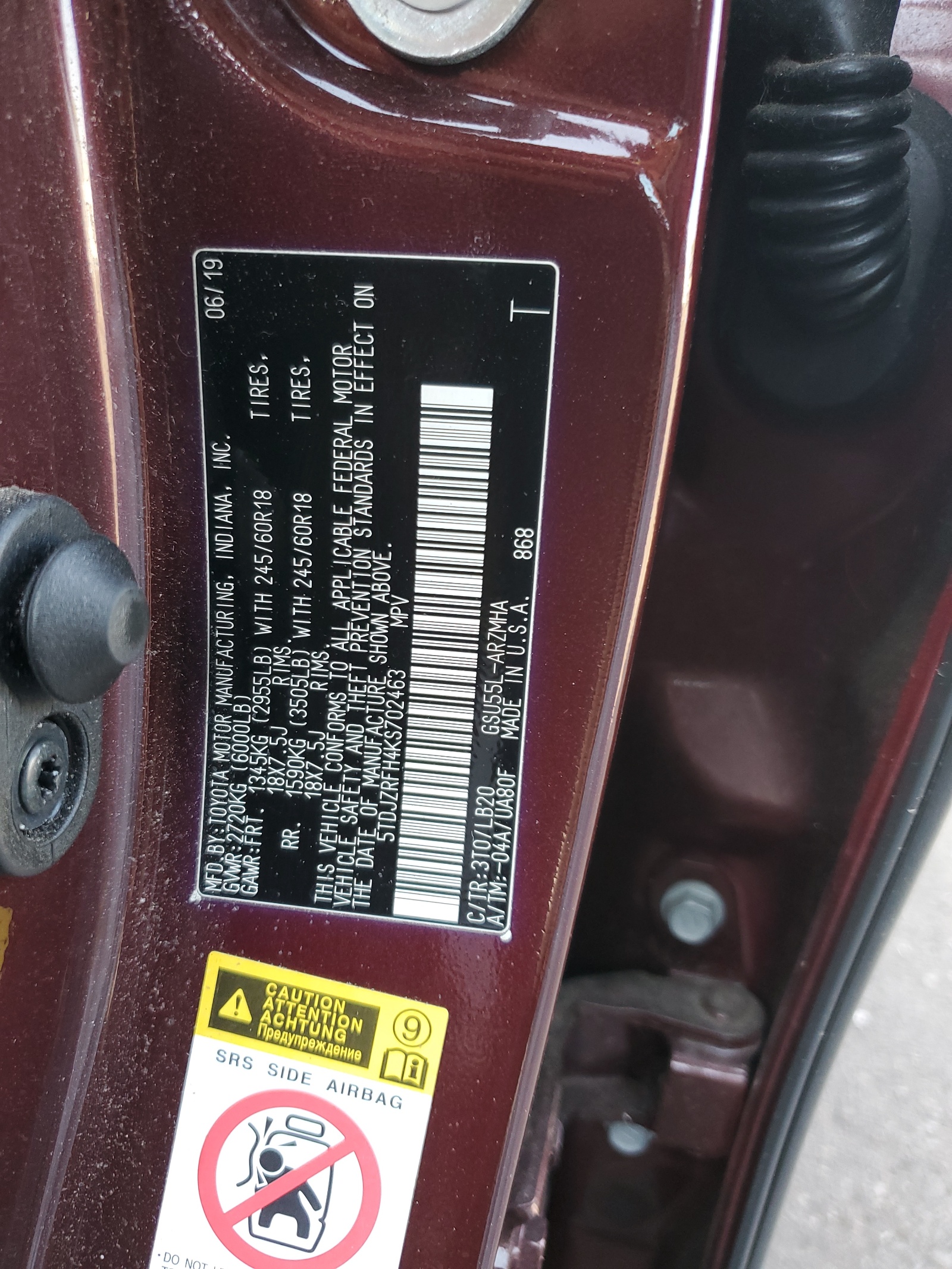 5TDJZRFH4KS702463 2019 Toyota Highlander Se