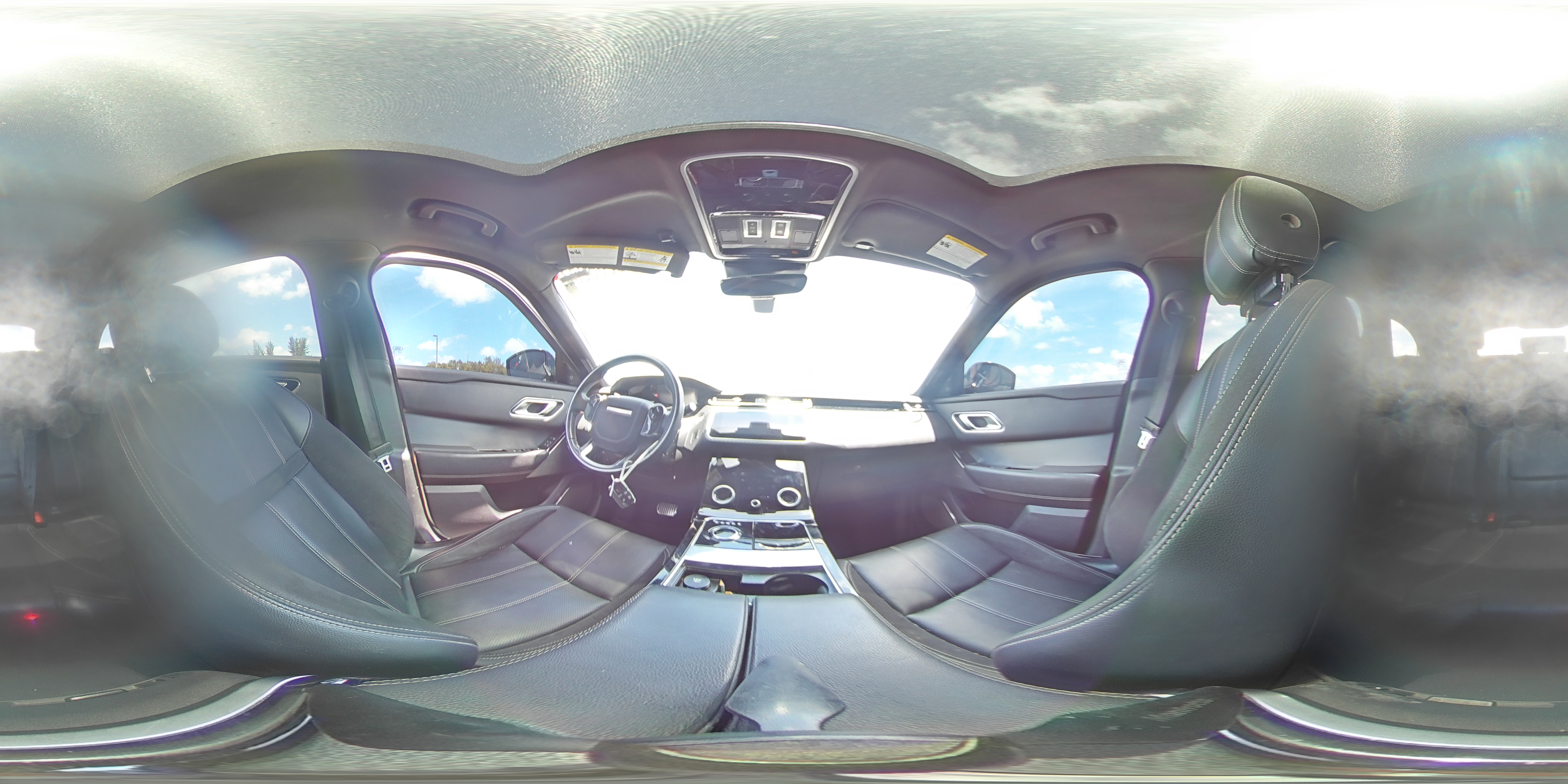 2018 Land Rover Range Rover Velar R-Dynamic Se VIN: SALYL2RX0JA778633 Lot: 63205204