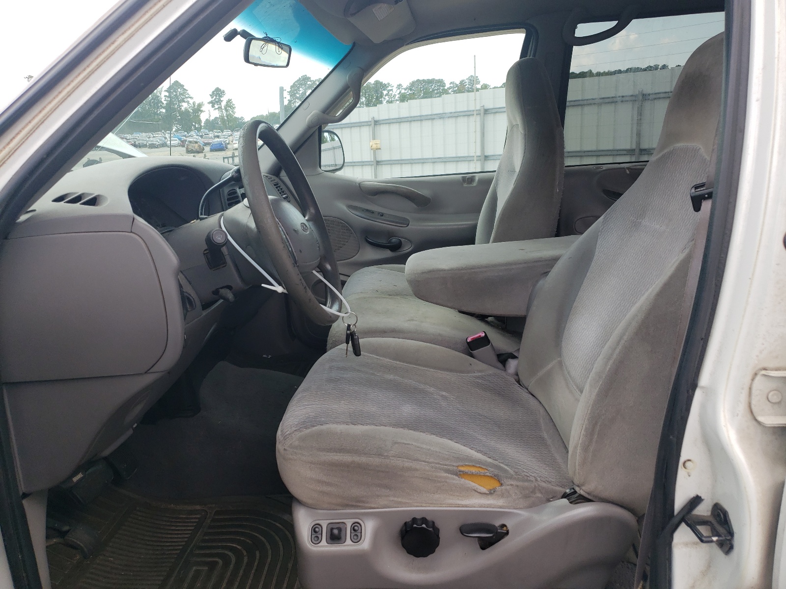 1FMPU18L6XLB72531 1999 Ford Expedition