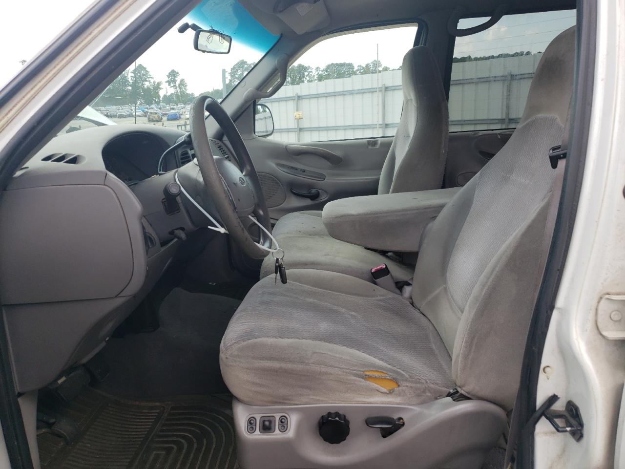 1999 Ford Expedition VIN: 1FMPU18L6XLB72531 Lot: 64243774