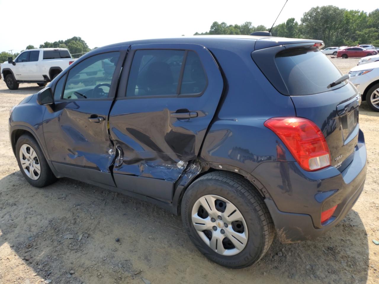 2018 Chevrolet Trax Ls VIN: 3GNCJKSB3JL413126 Lot: 63453274