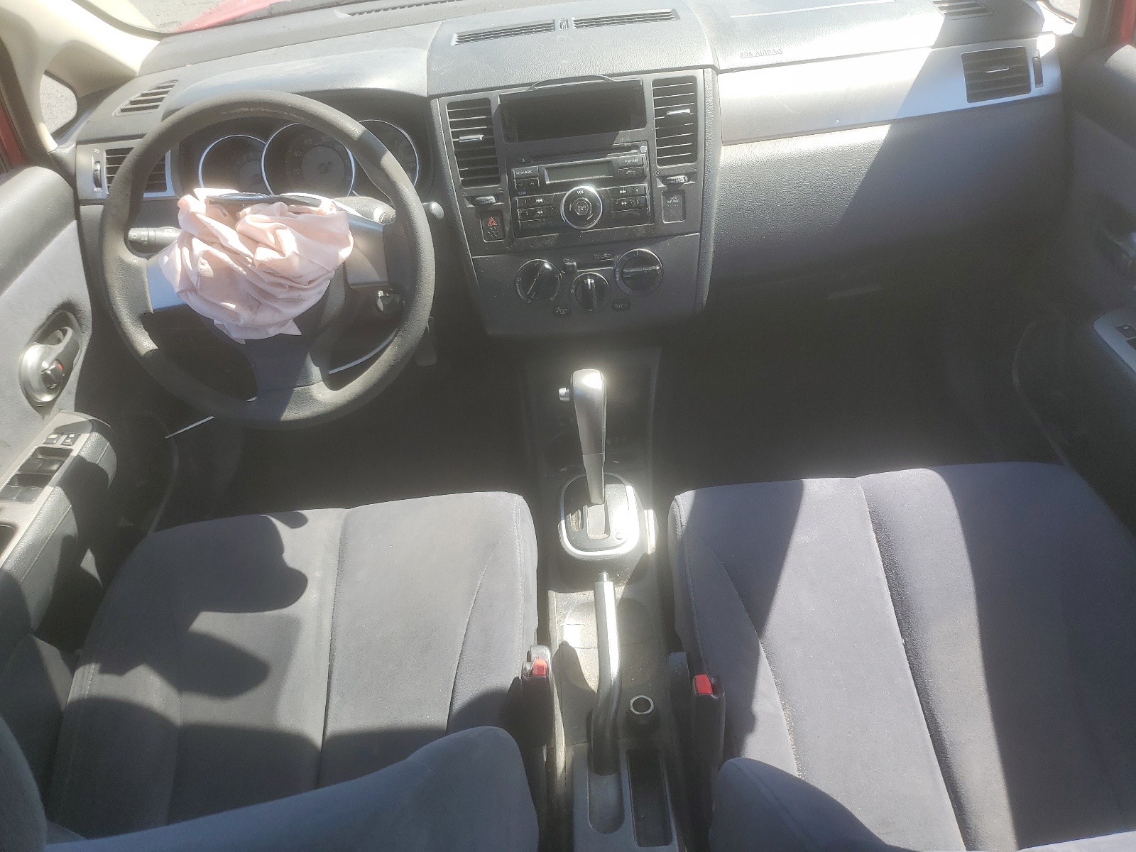 3N1BC13E87L375681 2007 Nissan Versa S