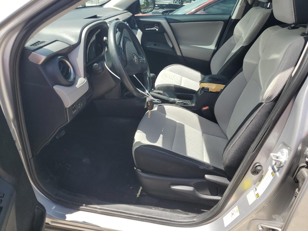 2017 Toyota Rav4 Xle VIN: 2T3WFREV6HW313496 Lot: 64936114