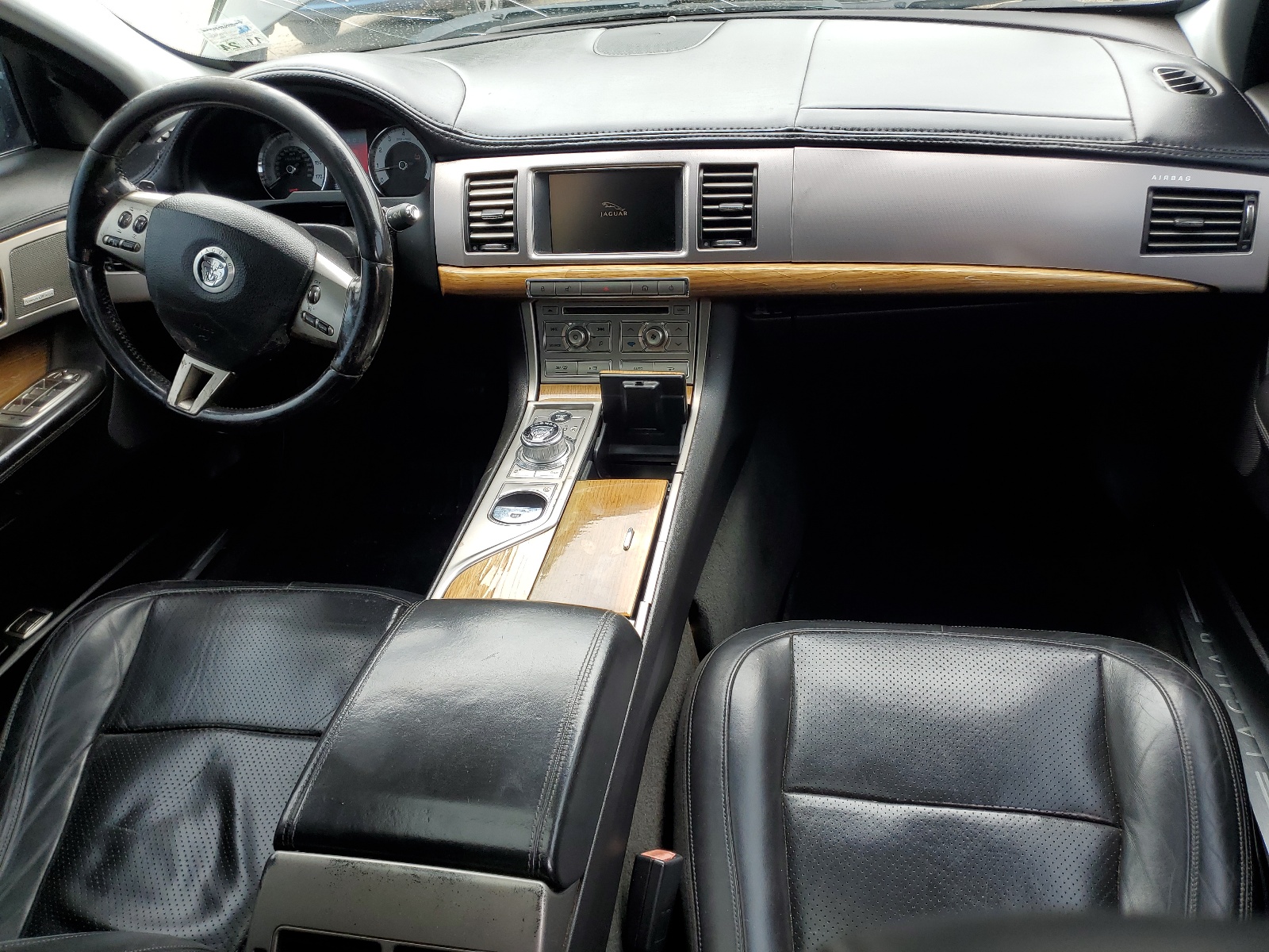 SAJWA06BX9HR08620 2009 Jaguar Xf Premium Luxury