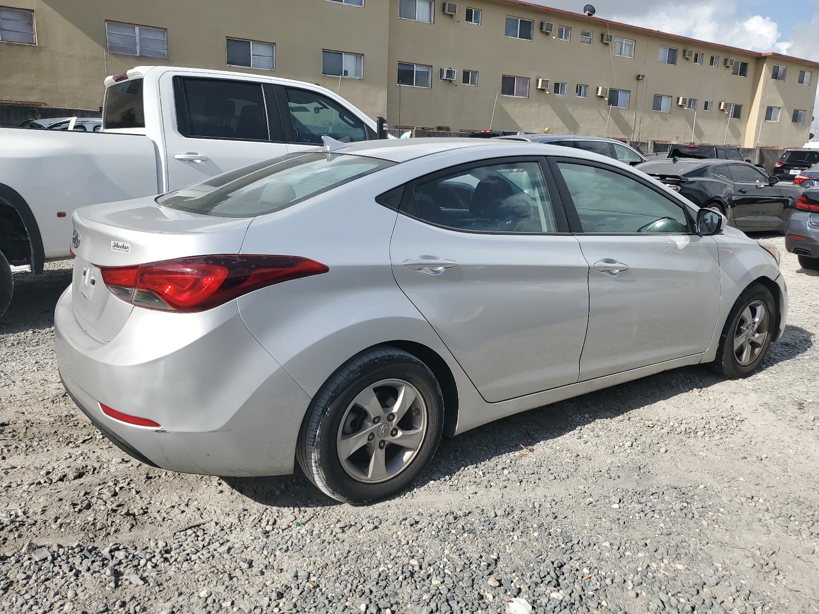 2015 Hyundai Elantra Se vin: 5NPDH4AE7FH598983