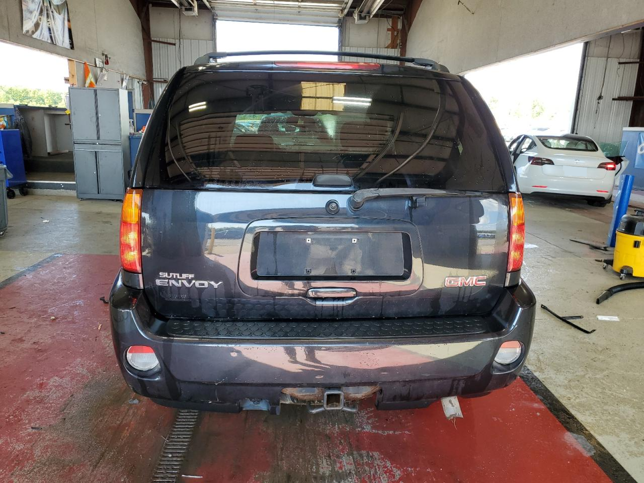 1GKET63M382167424 2008 GMC Envoy Denali