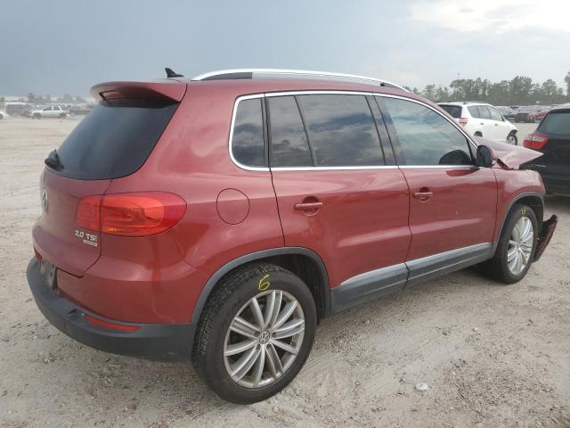  VOLKSWAGEN TIGUAN 2015 Червоний