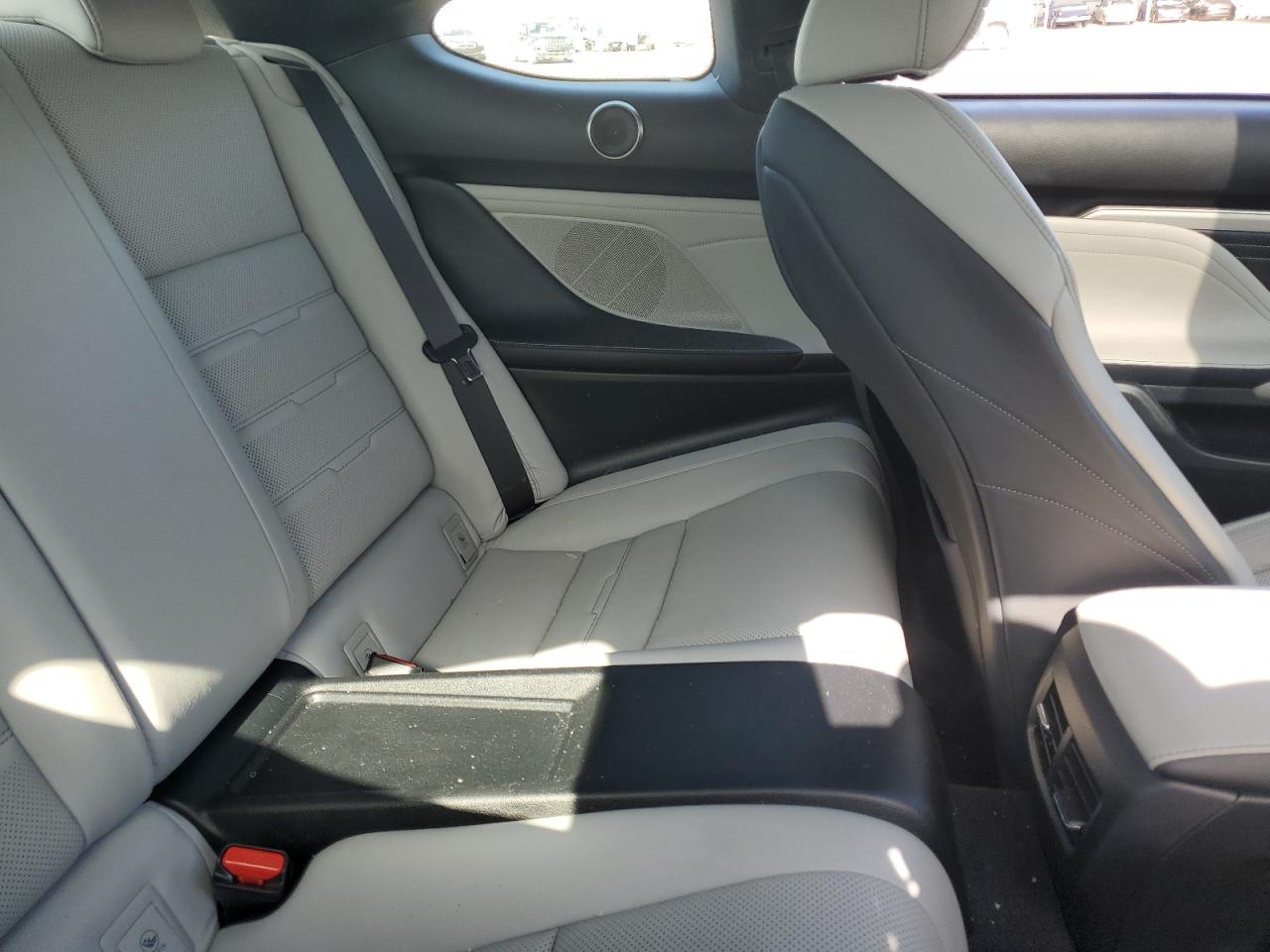 2015 Lexus RX - Image 11