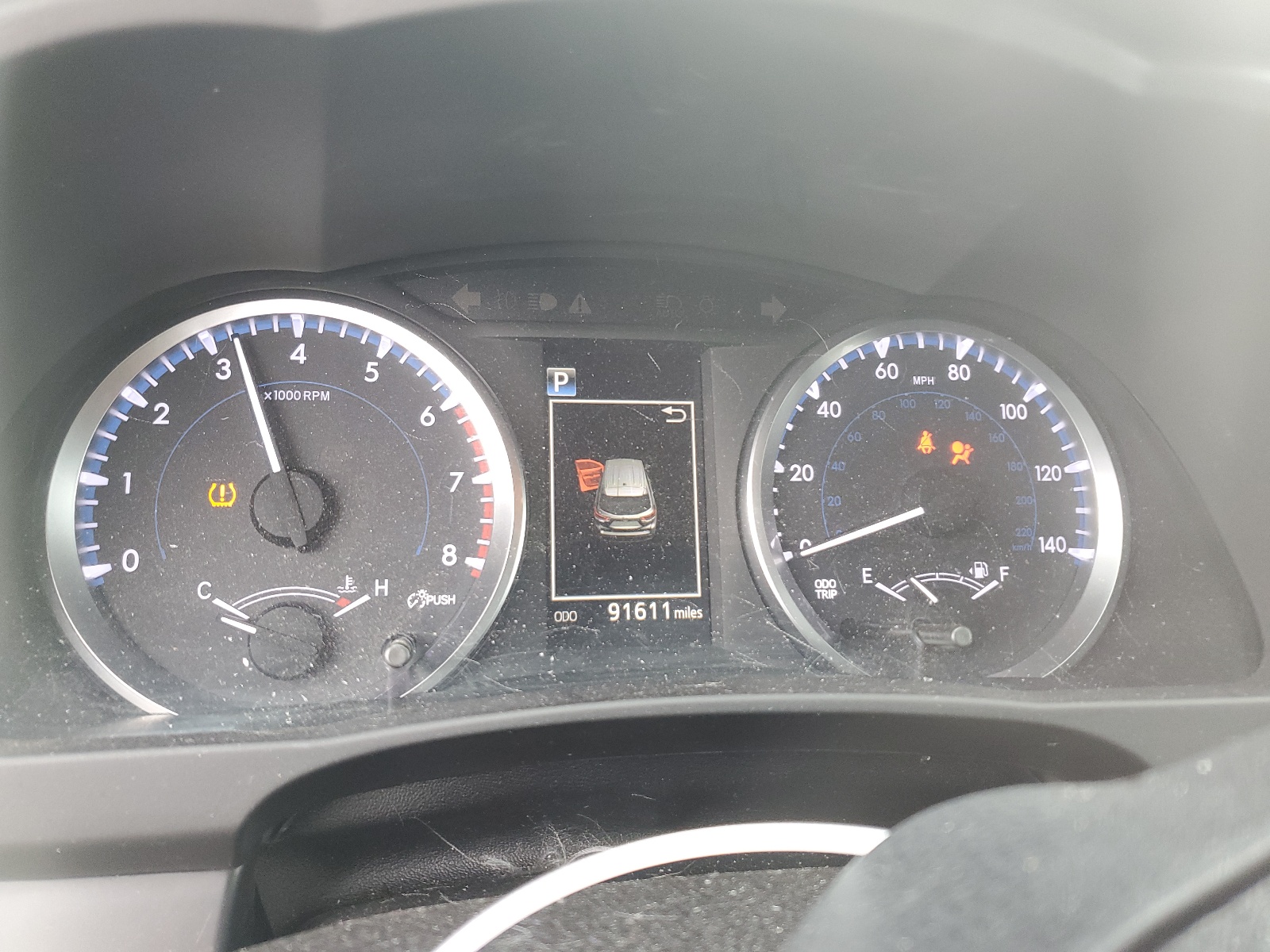 5TDZARFH3HS026851 2017 Toyota Highlander Le