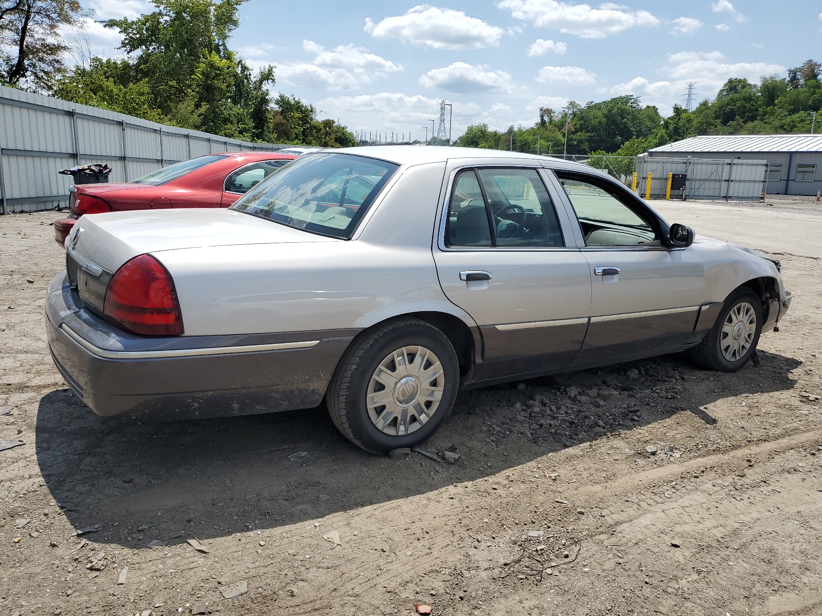 2MEFM74W47X619362 2007 Mercury Grand Marquis Gs