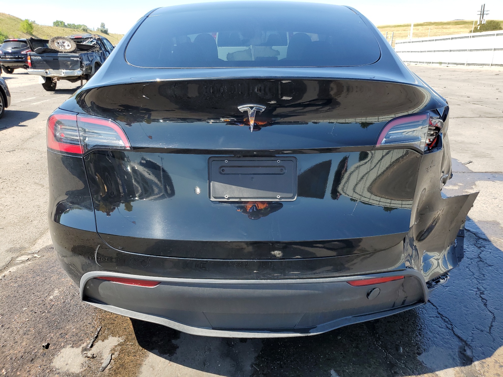 7SAYGDED4PF909844 2023 Tesla Model Y